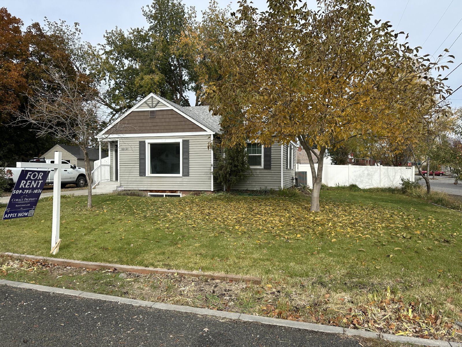 10421 E Springfield Ave property image