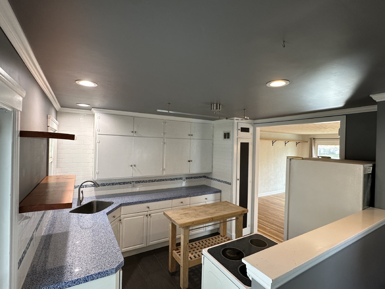 10421 E Springfield Ave property image