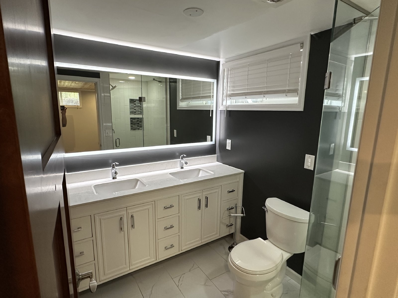 10421 E Springfield Ave property image