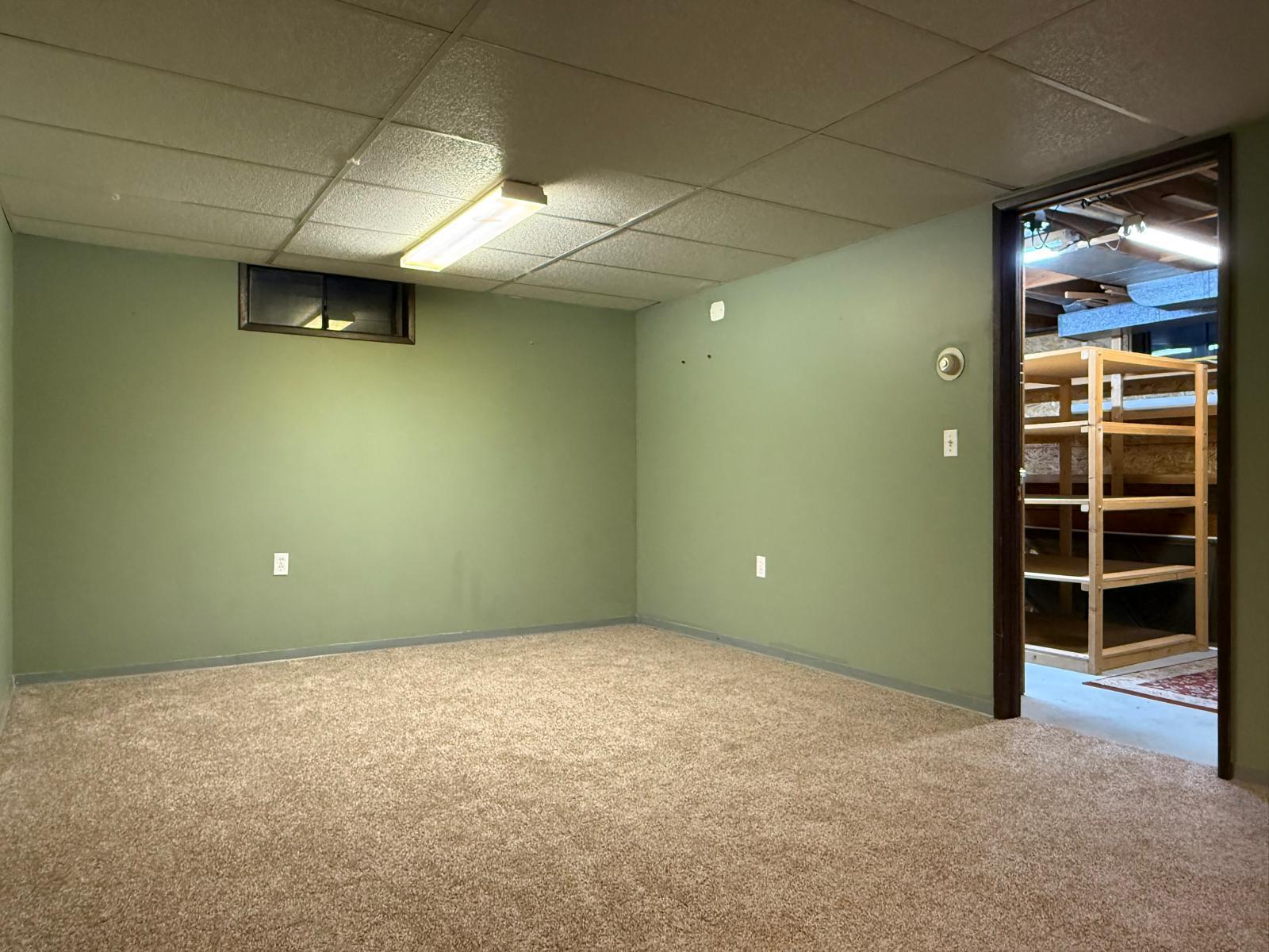 12915 E Blossey Ave property image