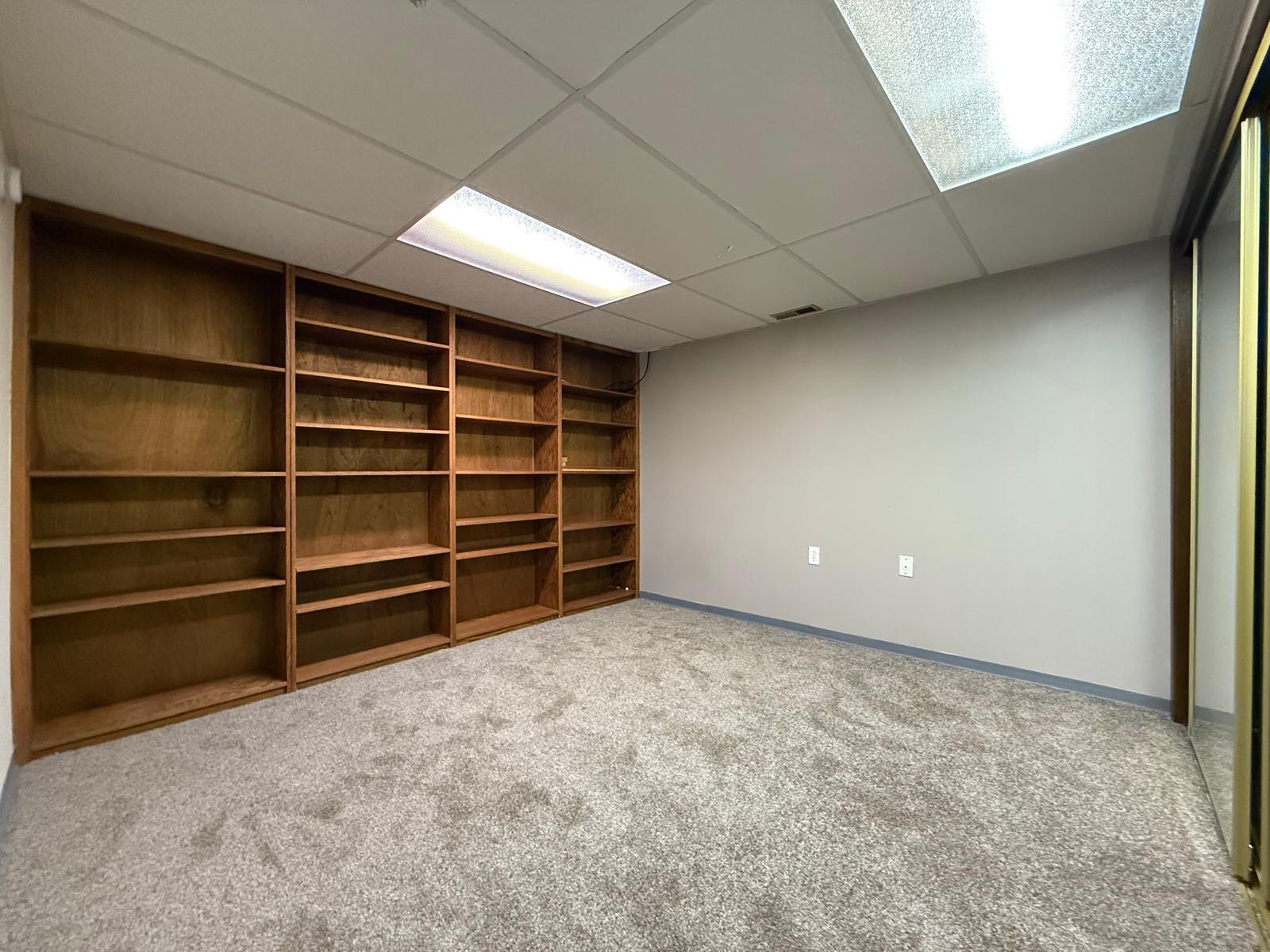 12915 E Blossey Ave property image