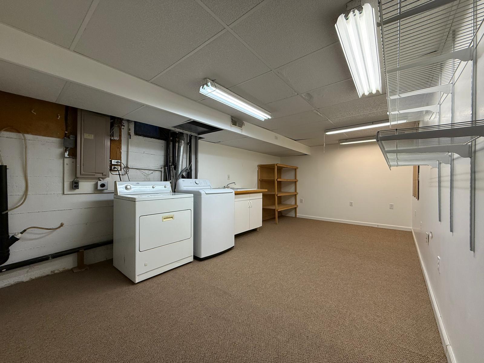 12915 E Blossey Ave property image