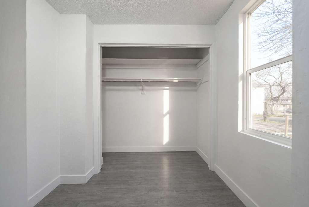 Newly Renovated 3 Bedroom triplex For Rent property image