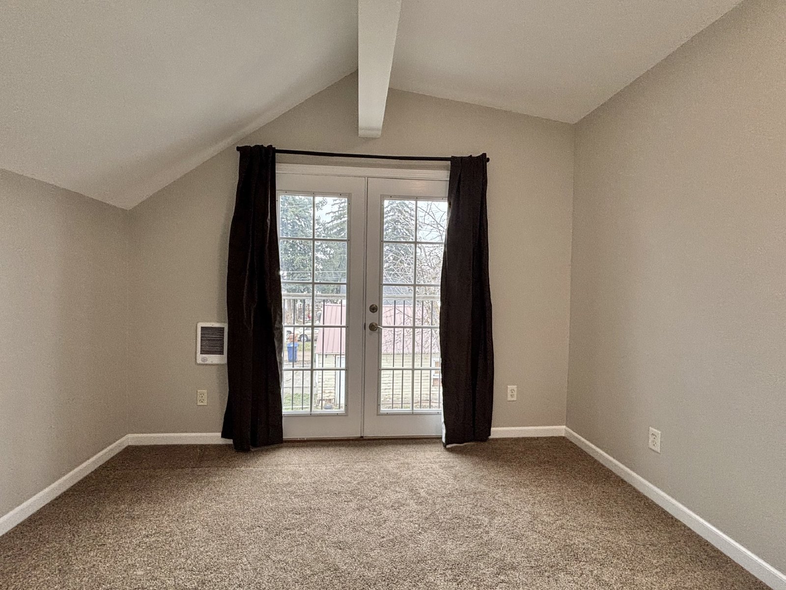 2503 N Madelia St property image