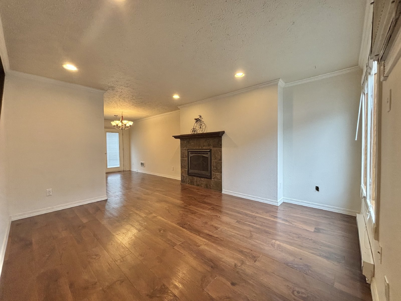 2111 N Houk Rd property image