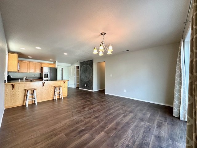 327 S Aspen St property image