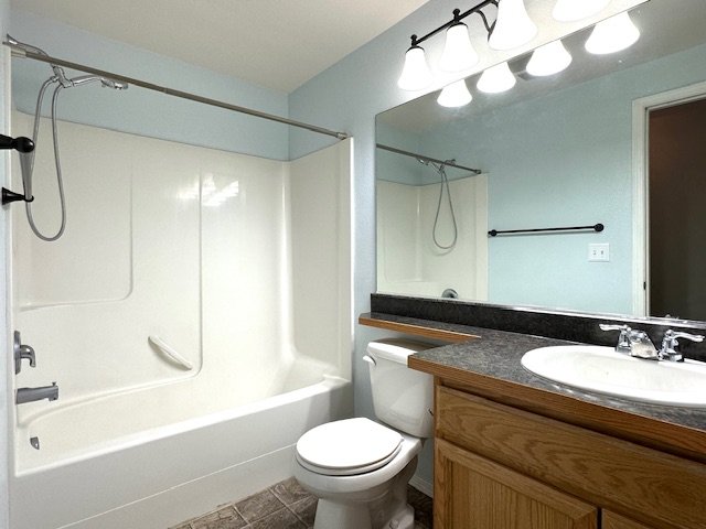 327 S Aspen St property image