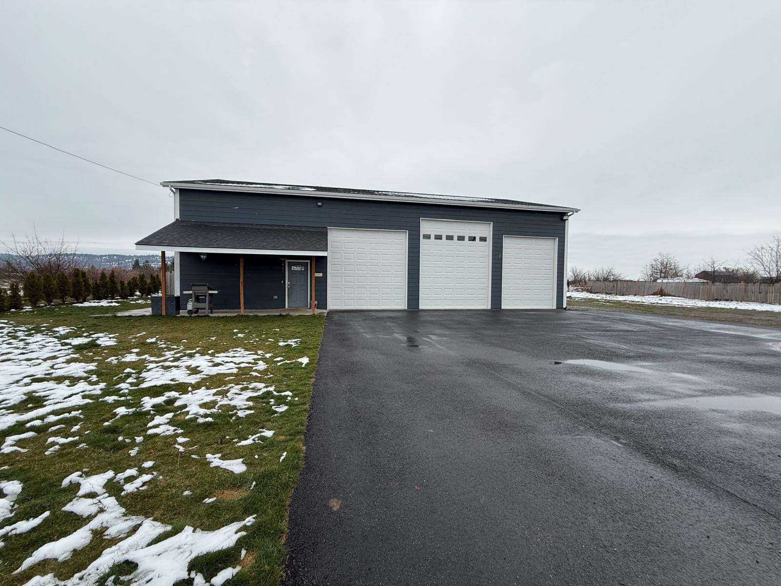 24211 E Wellesley Ave property image