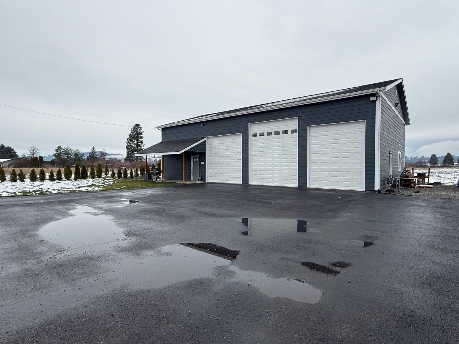 24211 E Wellesley Ave property image