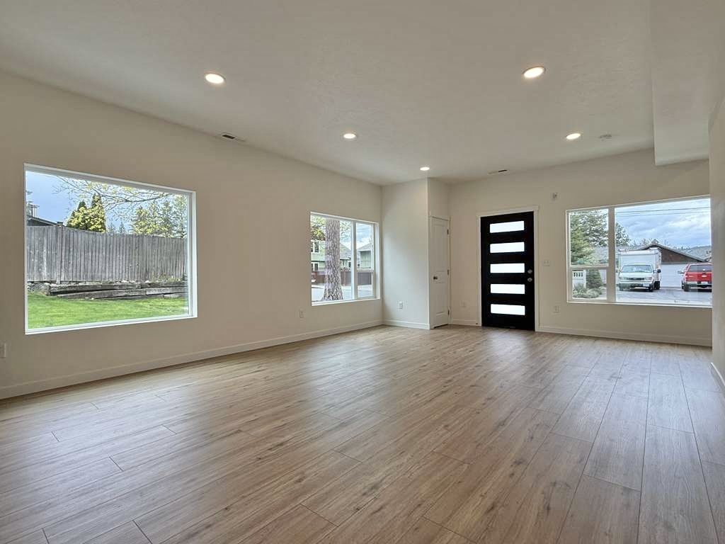 Brand New South Hill Quadplex 3 bed 2.5 bath property image