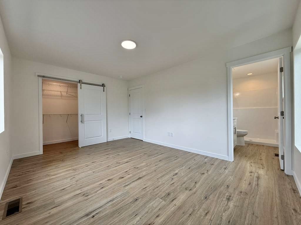 Brand New South Hill Quadplex 3 bed 2.5 bath property image
