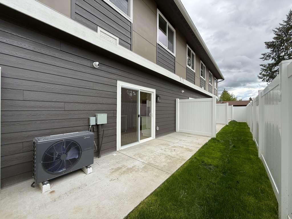 Brand New South Hill Quadplex 3 Bed 2.5 Bath property image