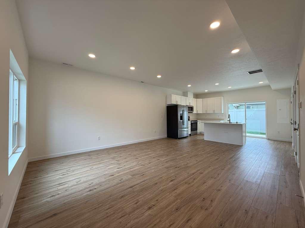 Brand New South Hill Quadplex 3 Bed 2.5 Bath property image