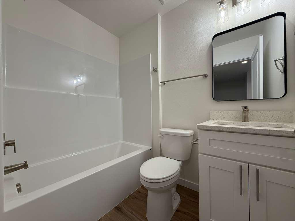 Brand New South Hill Quadplex 3 Bed 2.5 Bath property image