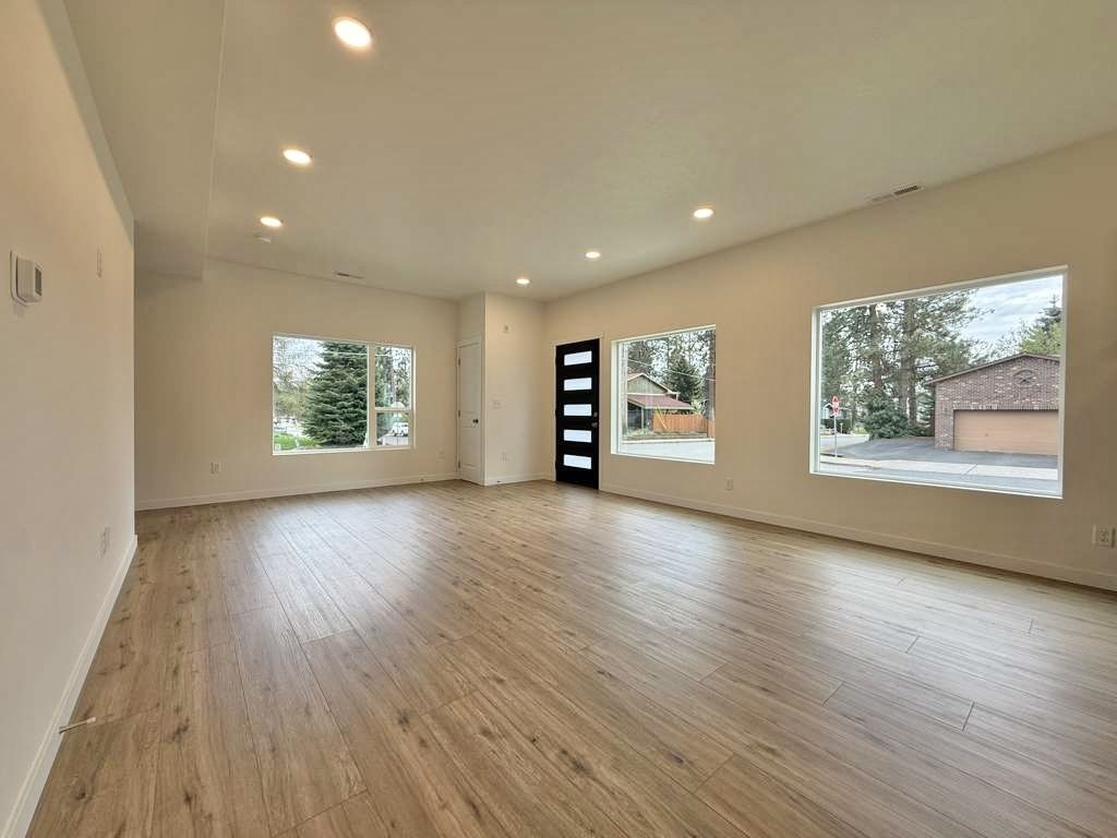 Brand New South Hill Quadplex 3 Bed 2.5 Bath property image
