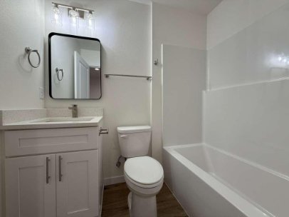 Brand New South Hill Quadplex 3 bed 2.5 bath property image