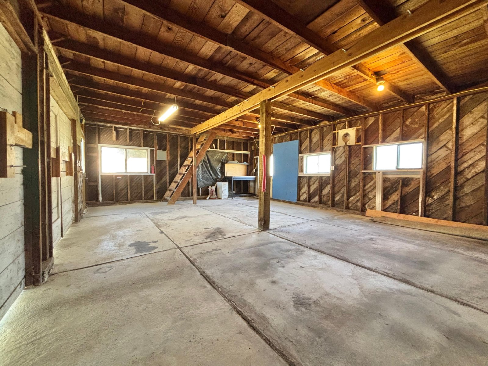 4216 E Princeton Ave property image