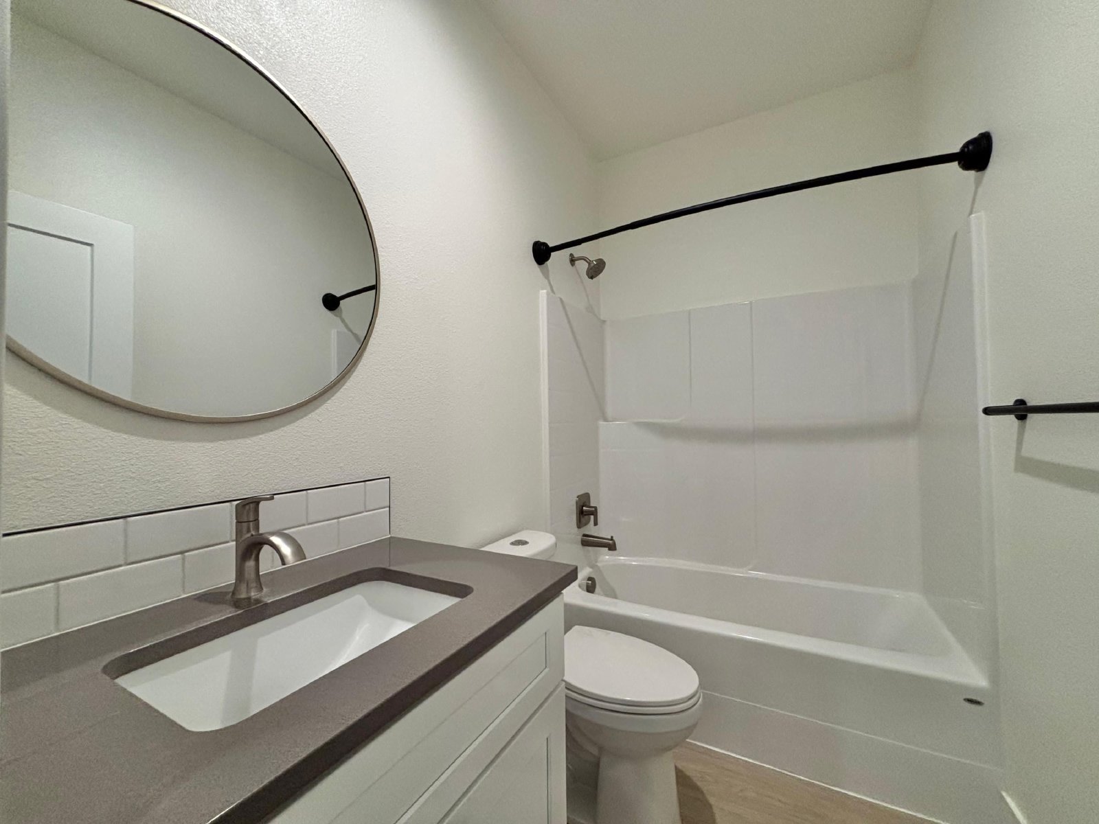 842 Greenfield Dr property image