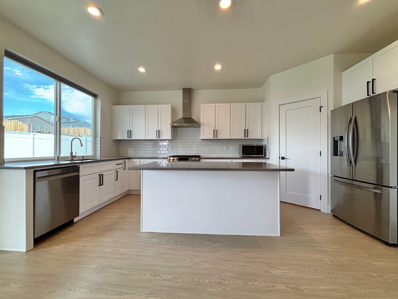 842 Greenfield Dr property image