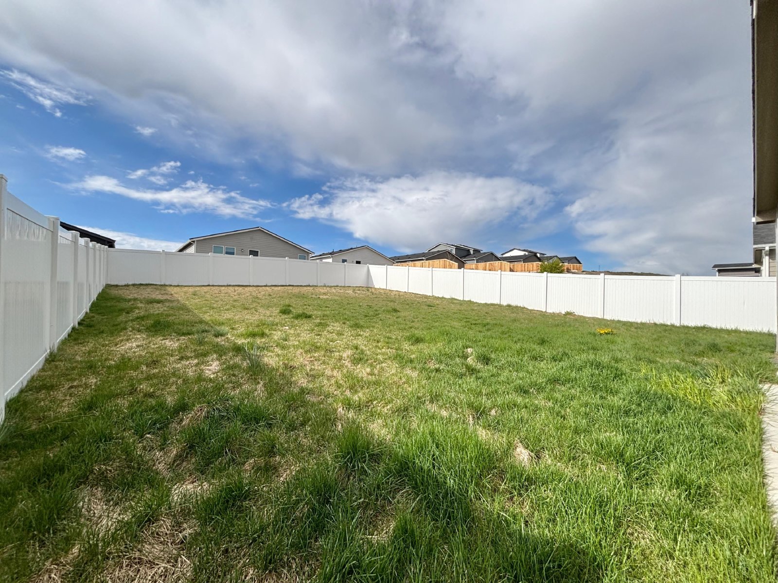 842 Greenfield Dr property image