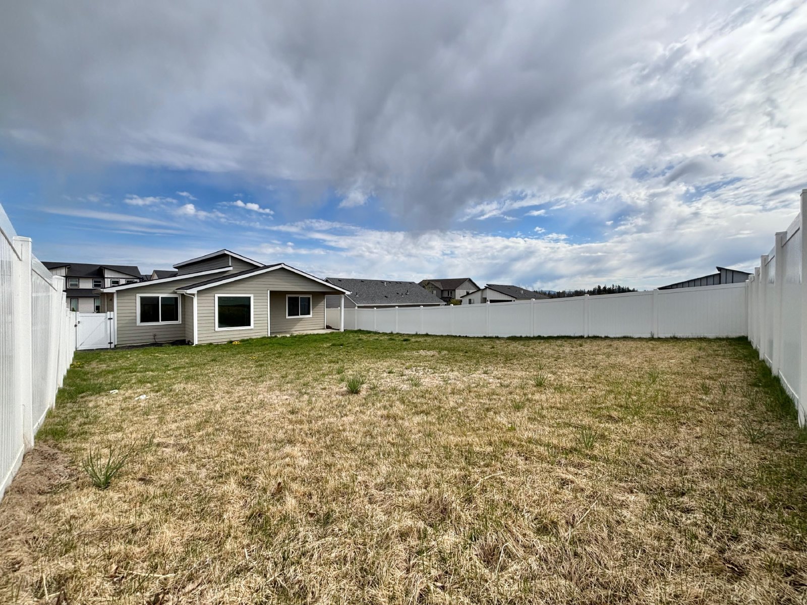 842 Greenfield Dr property image