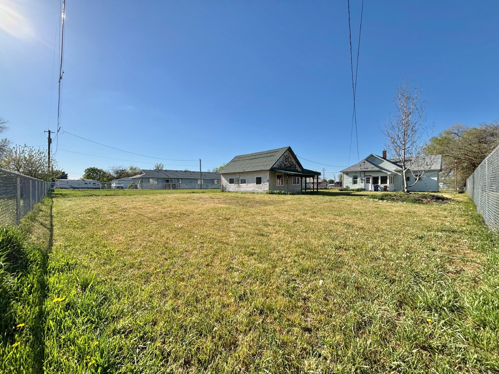4216 E Princeton Ave property image