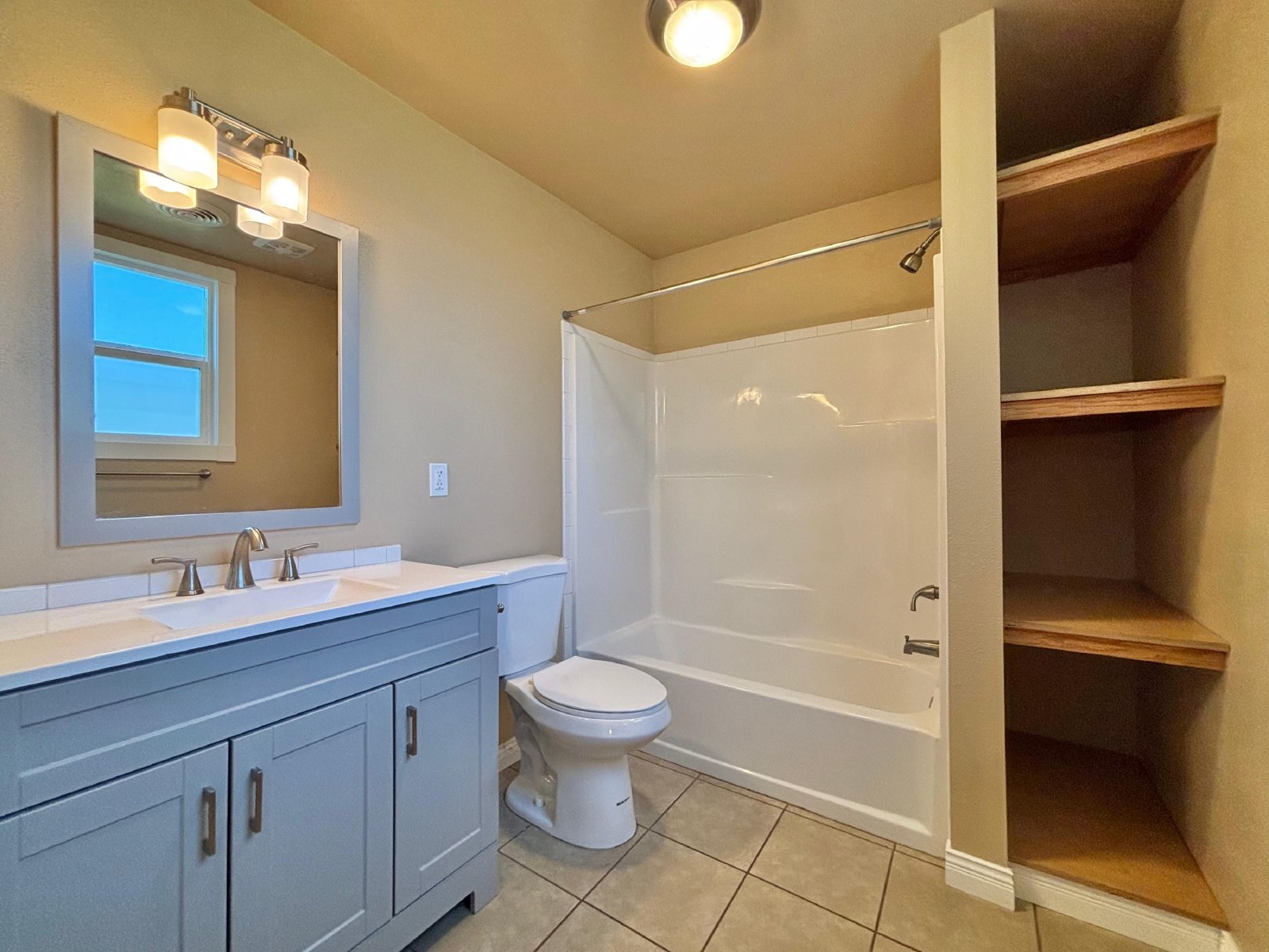4216 E Princeton Ave property image