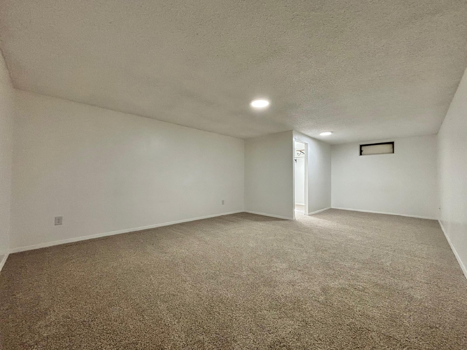 1019 N Woodward Rd property image