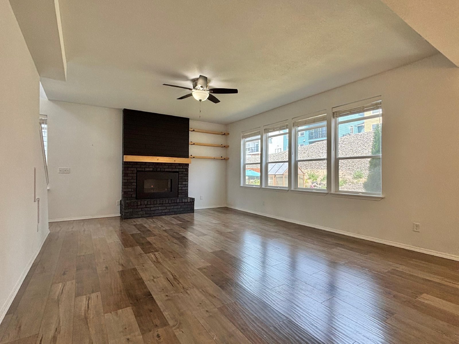 8316 N James Ct property image