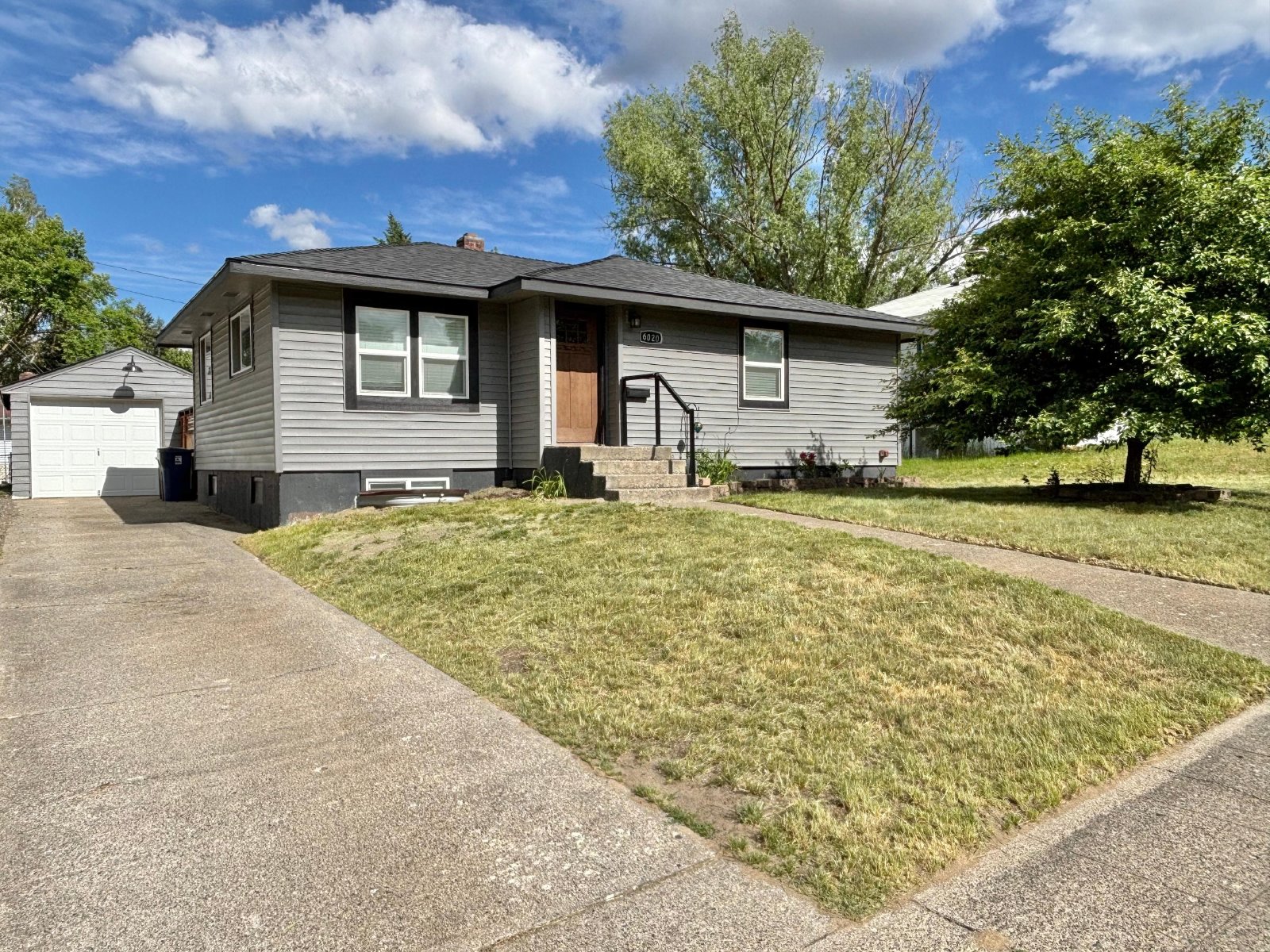 4 Bed 2 Bath Single Family Home Fenced Yard! property image