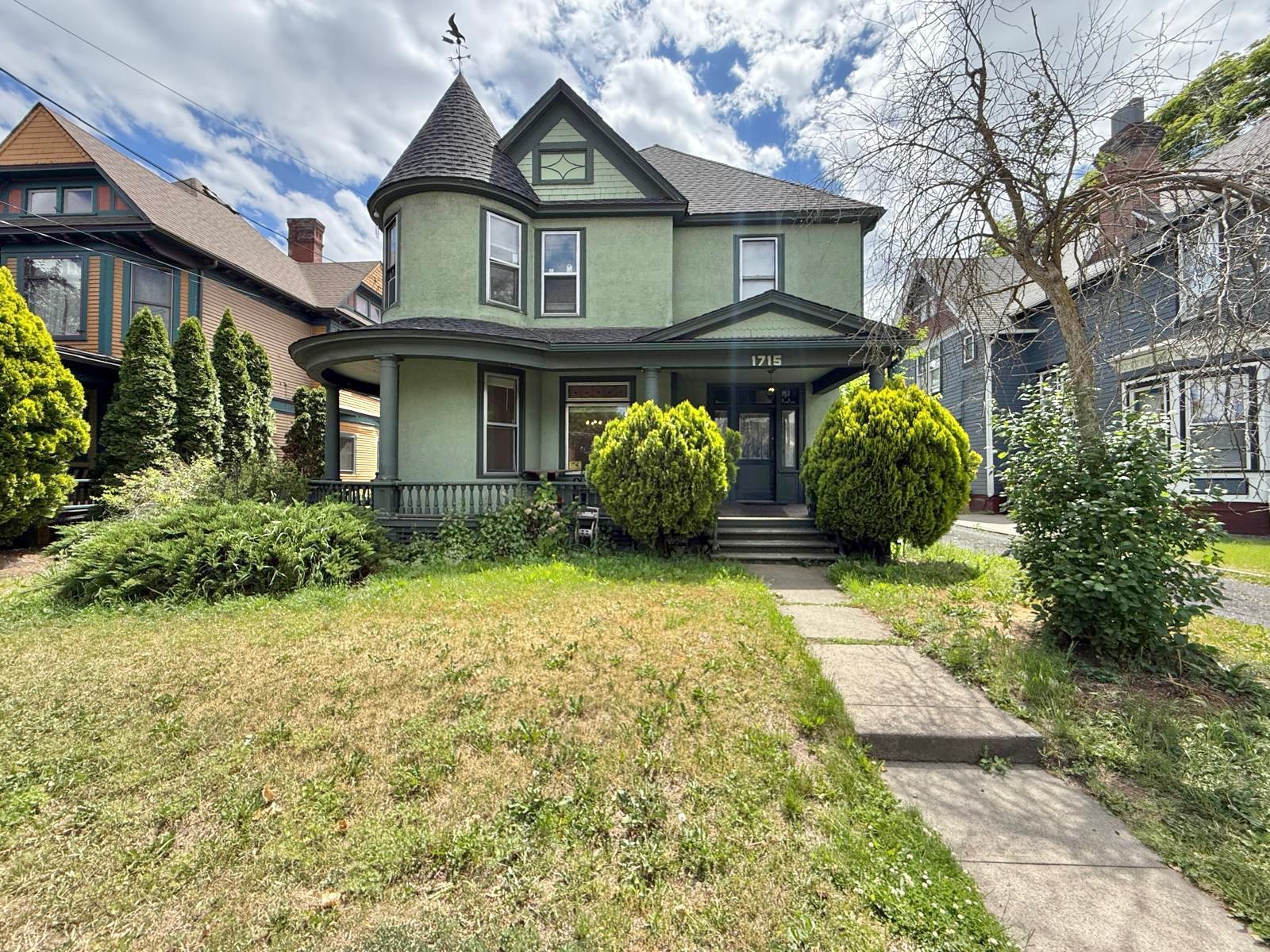 1715 W Pacific Ave property image