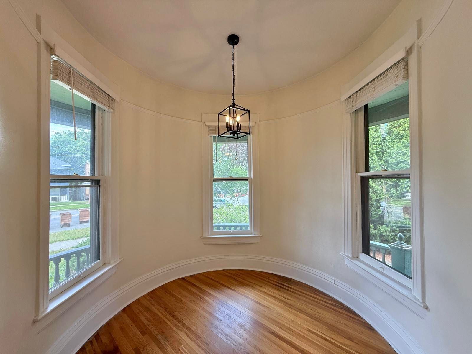 1715 W Pacific Ave property image