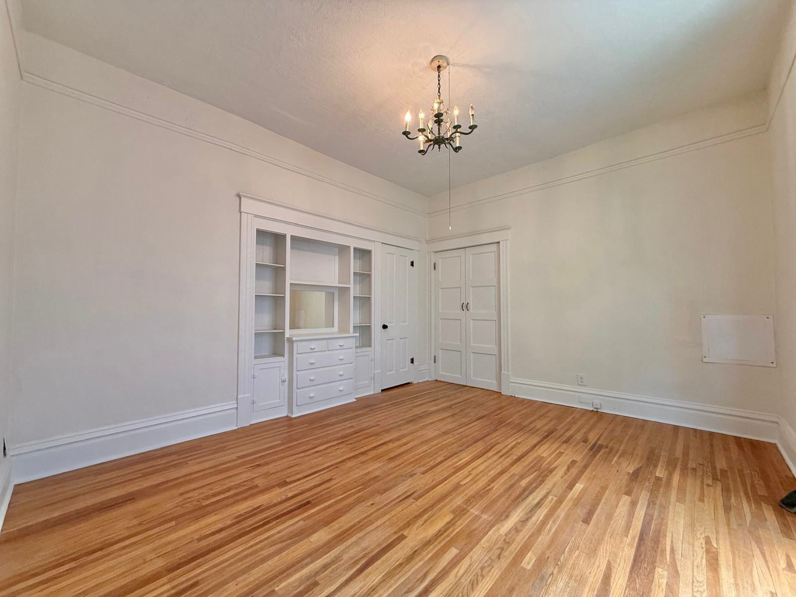 1715 W Pacific Ave property image