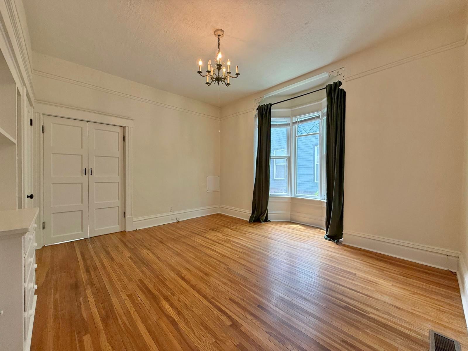 1715 W Pacific Ave property image