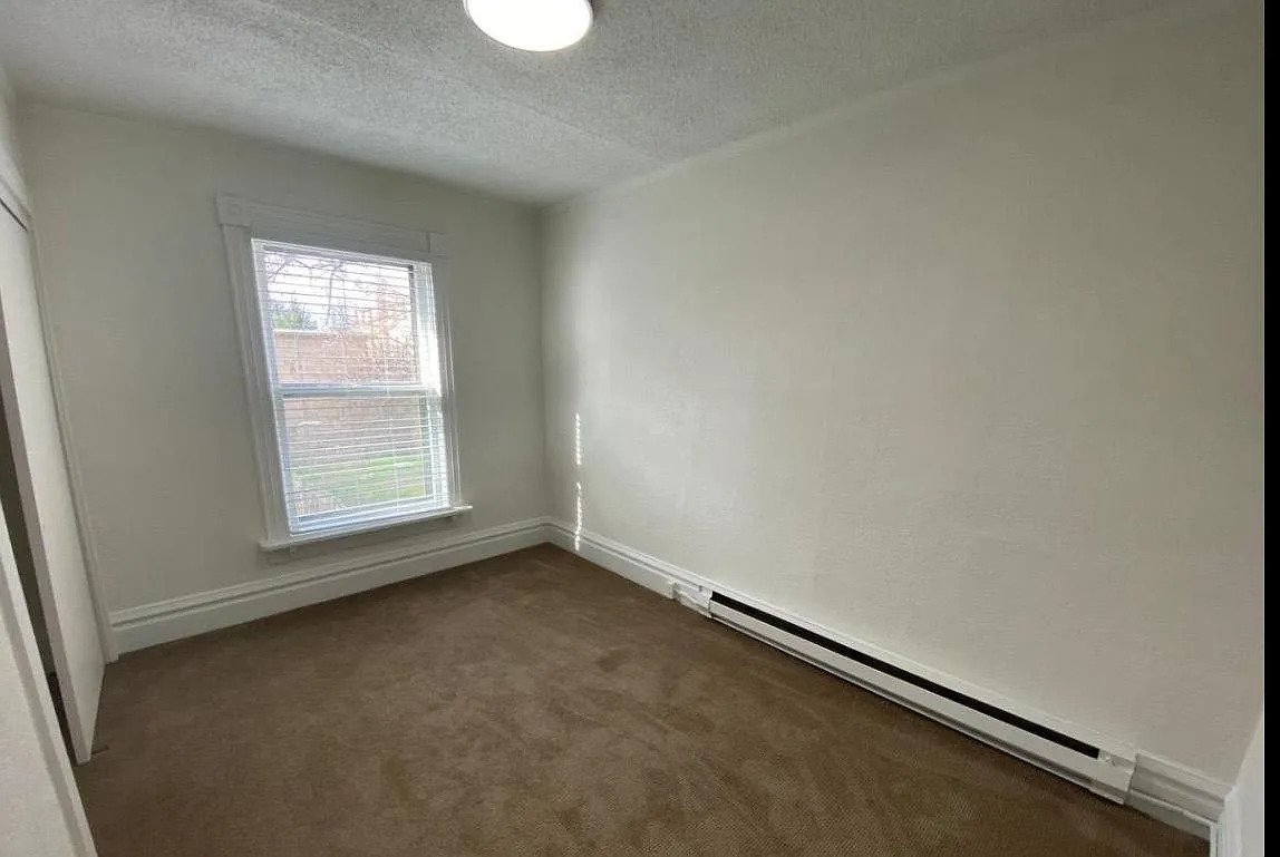 1715 W Pacific Ave property image