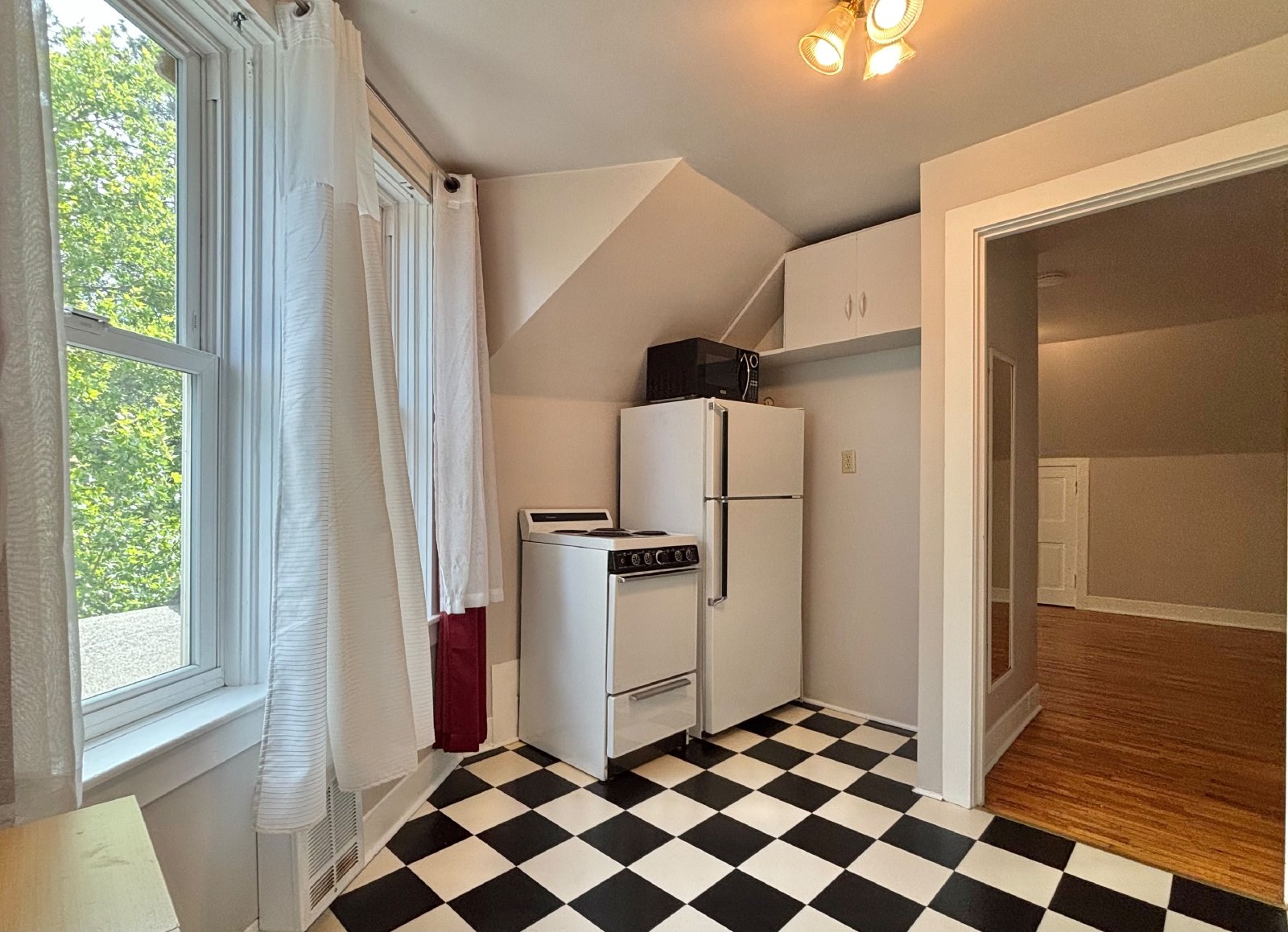 176 S Chestnut St property image