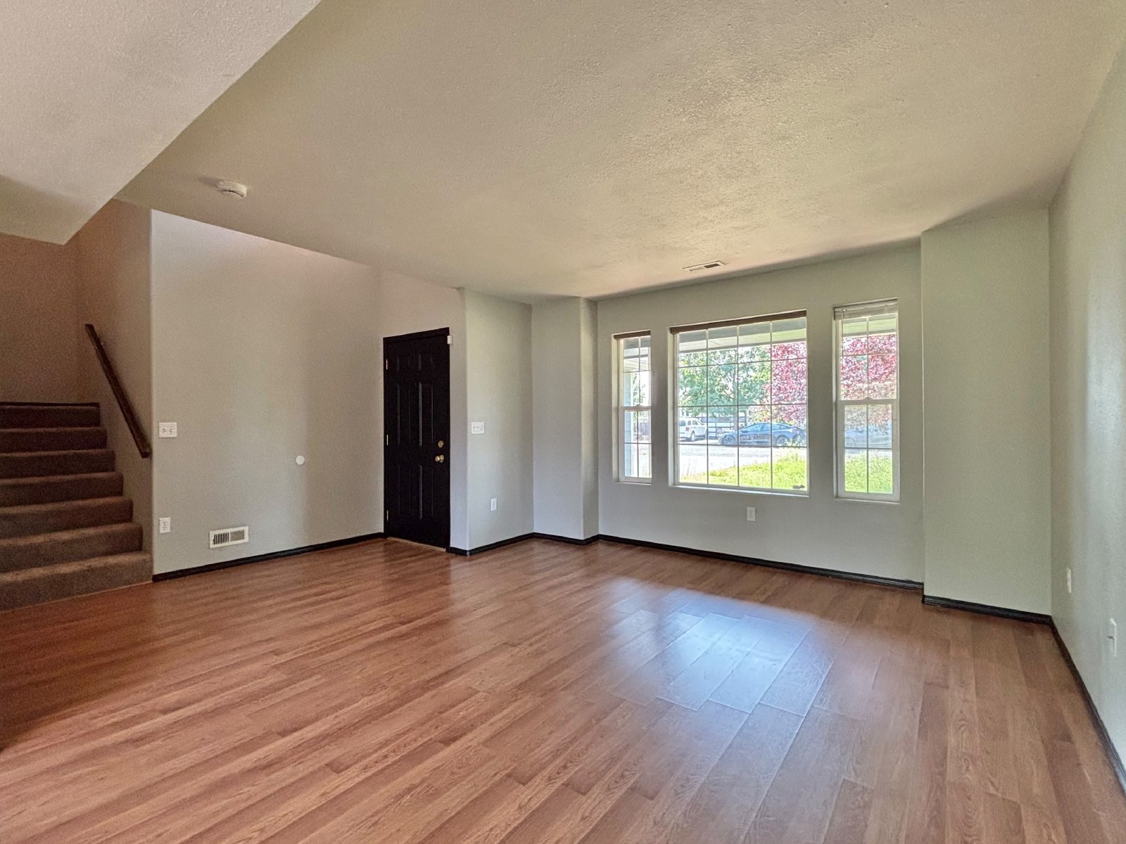 905 Spence St property image