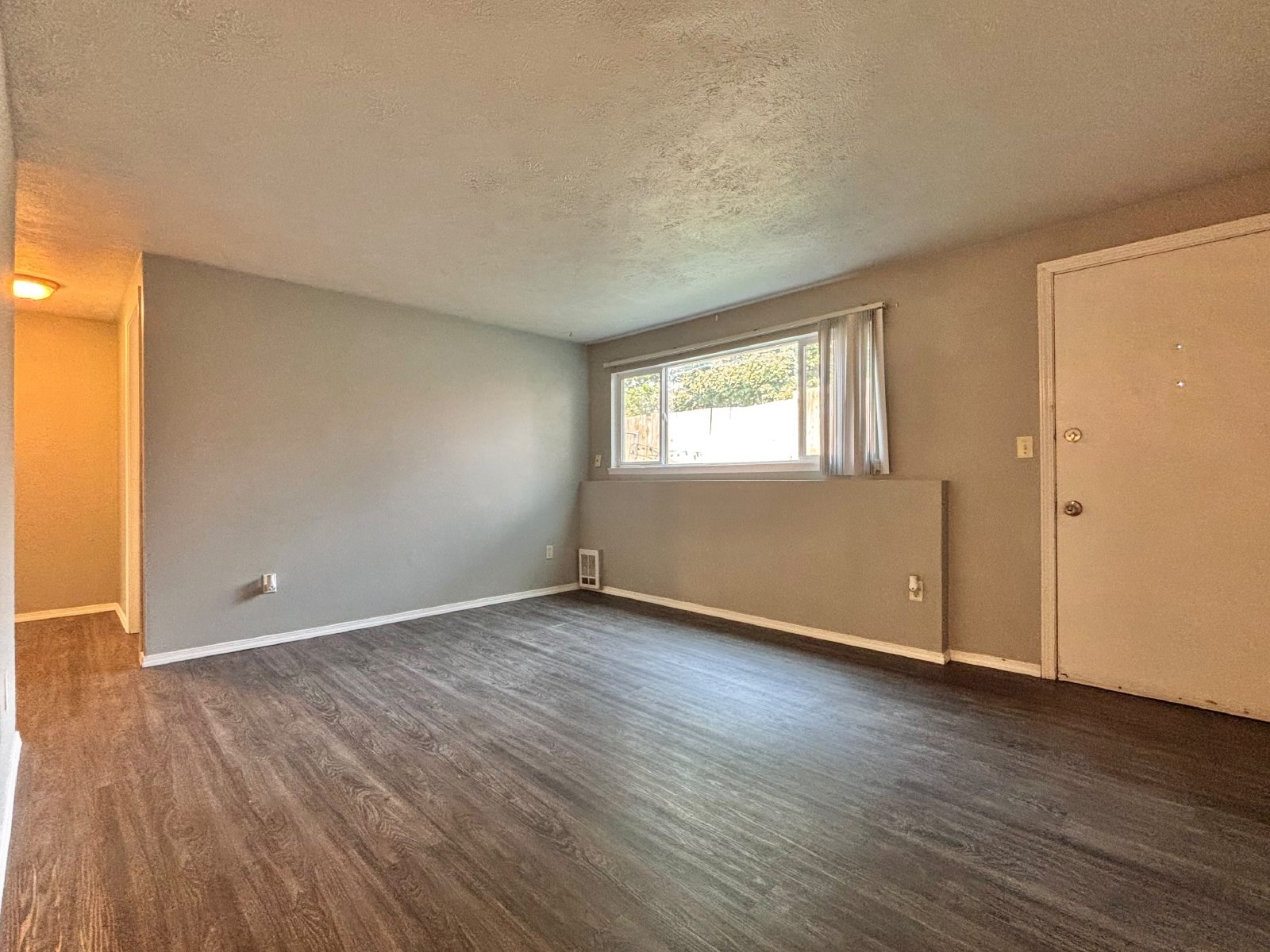 2927 E Olympic Ave property image