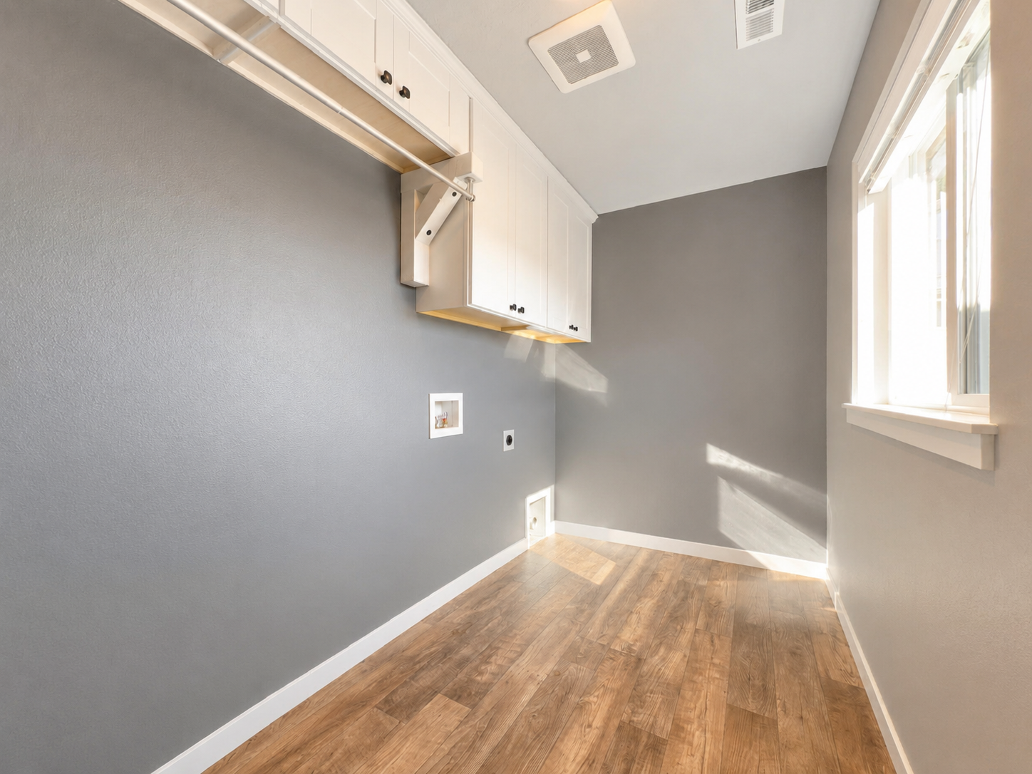 South Ridgetop Drive property image