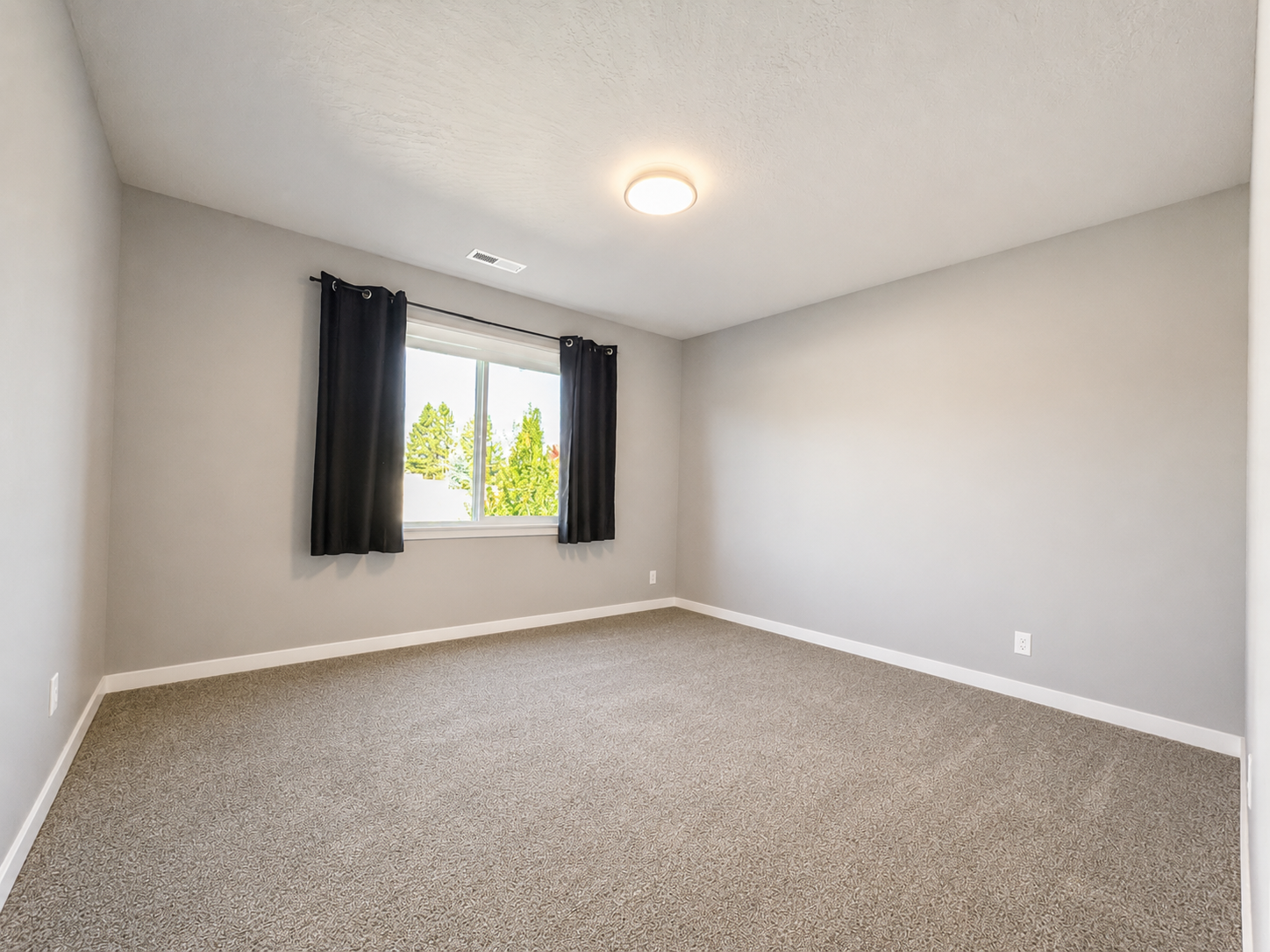 South Ridgetop Drive property image