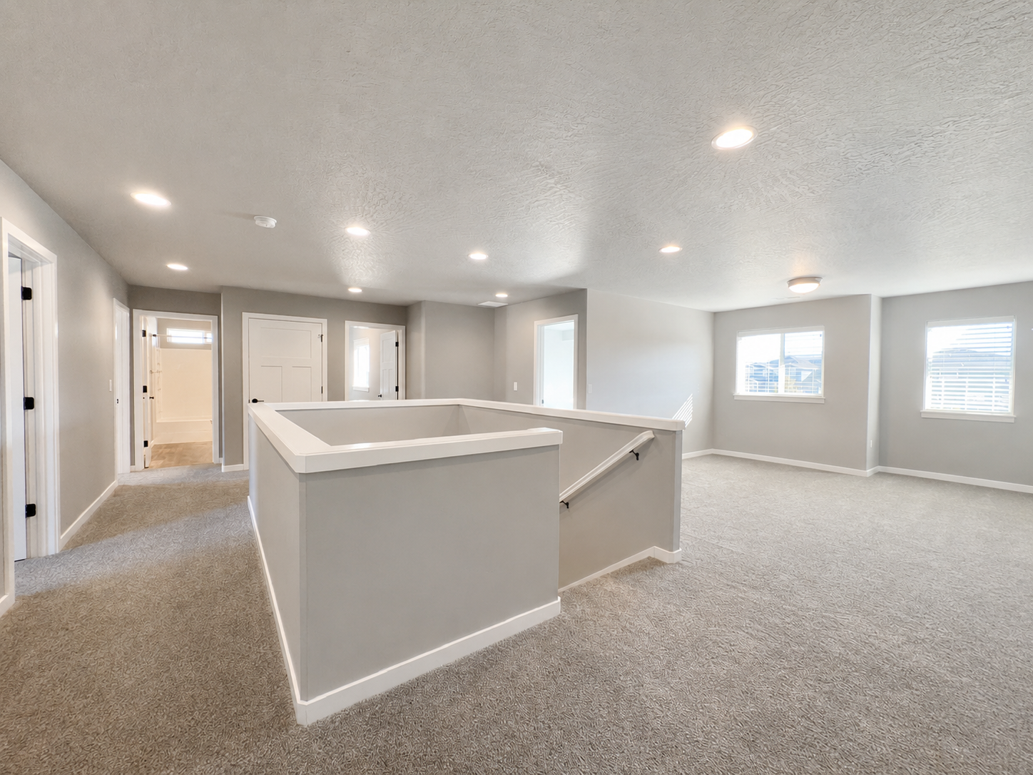 South Ridgetop Drive property image