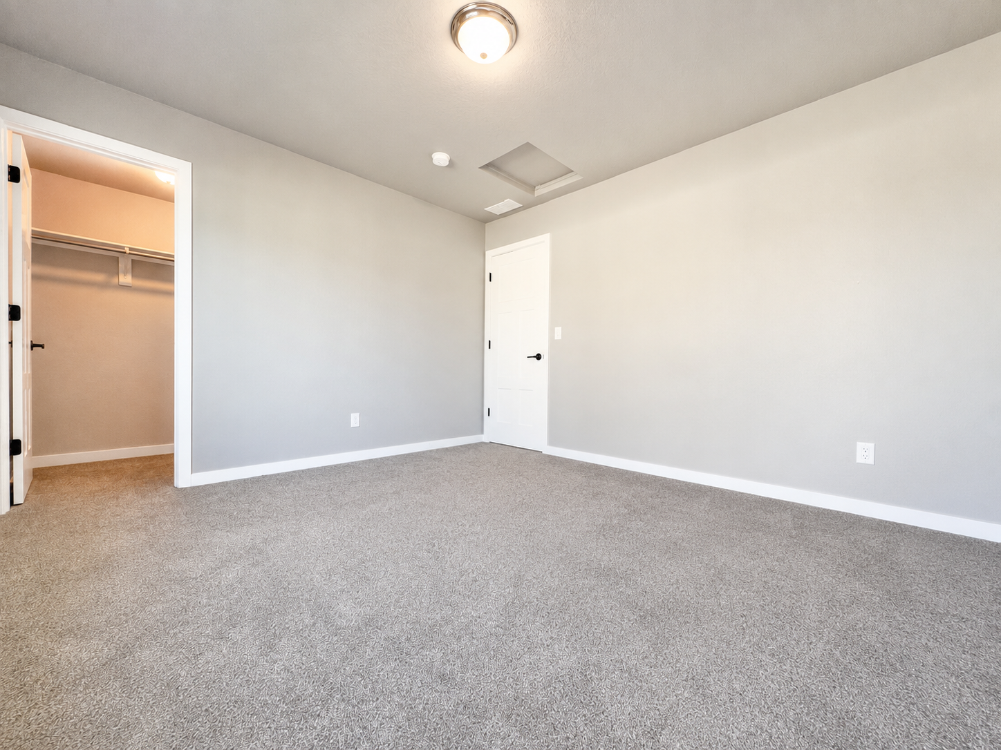 South Ridgetop Drive property image