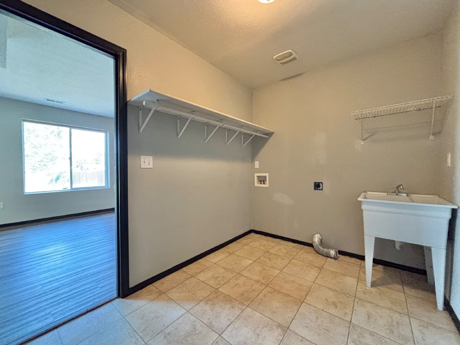 905 Spence St property image