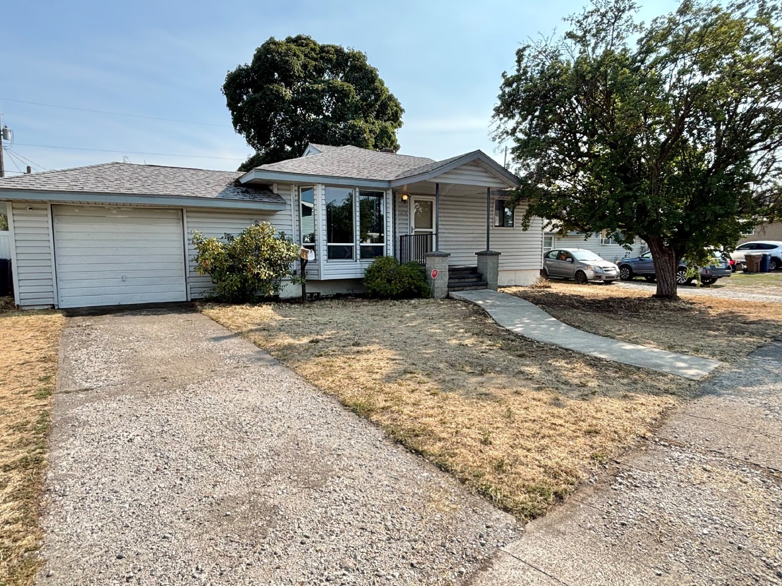 3820 E Carlisle Ave property image