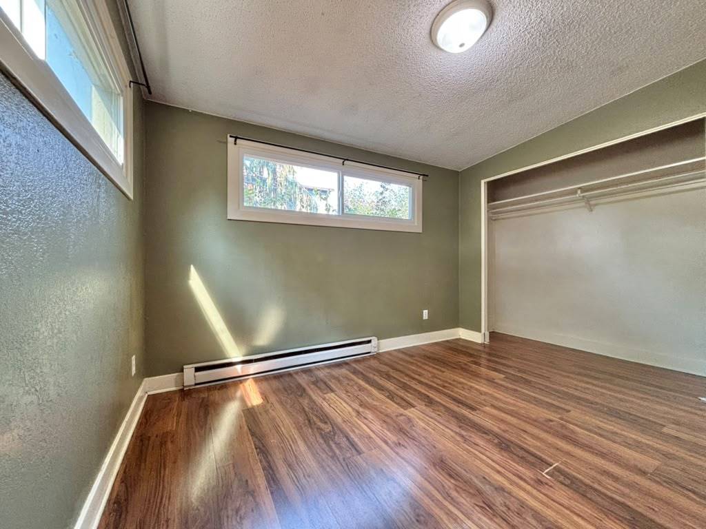 1635 W Pacific Ave property image