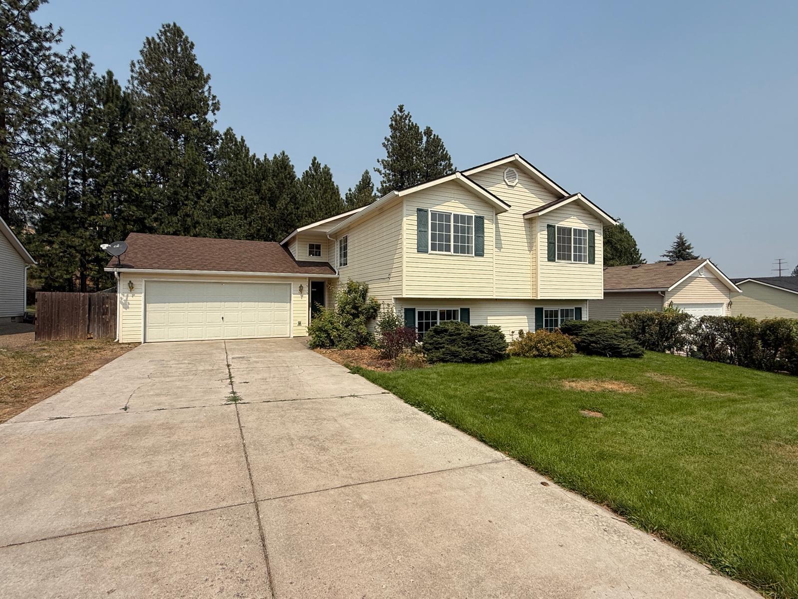 7915 E Woodland Park Dr property image