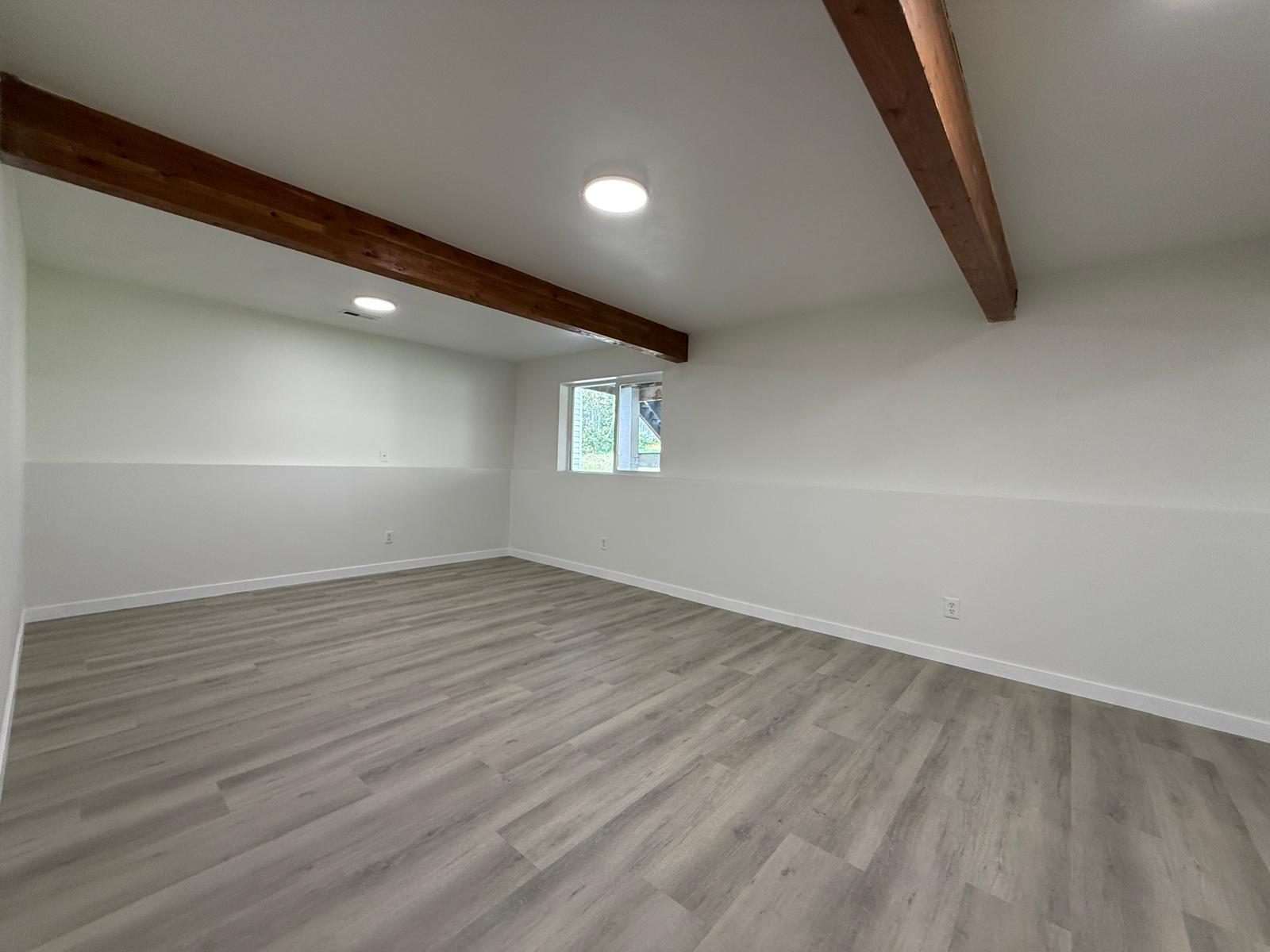 7915 E Woodland Park Dr property image