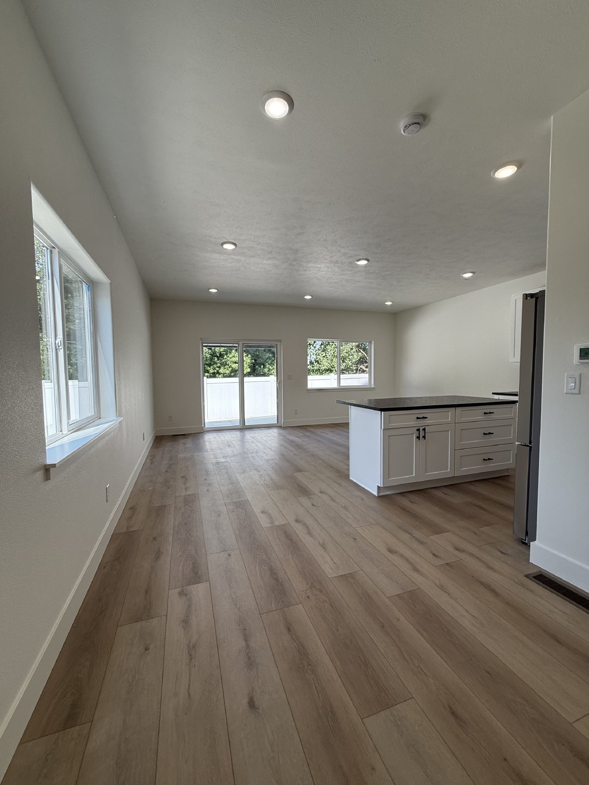 Brand New Spokane Valley Duplex With 2 Stall Finished Garage and 240v Outlet property image