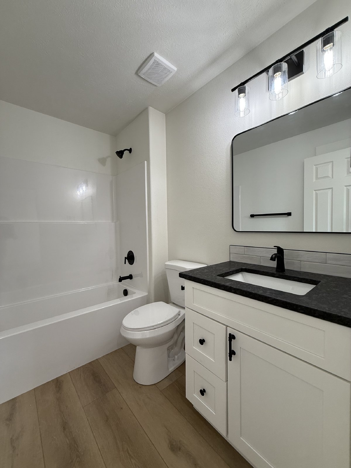 Brand New Spokane Valley Duplex With 2 Stall Finished Garage and 240v Outlet property image