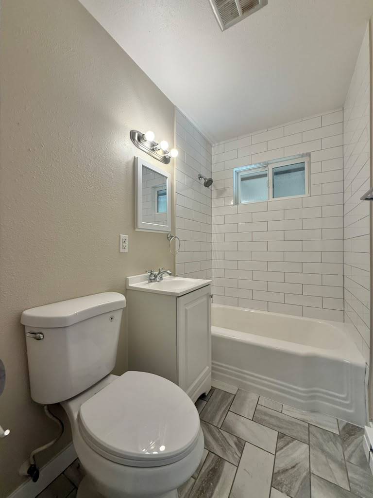 Newly Updated Duplex - First 30 days Free!! property image